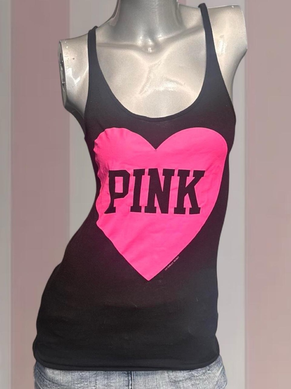 PINK Victoria’s Secret Vintage Y2K Heart Ultra Fitted Tank Top